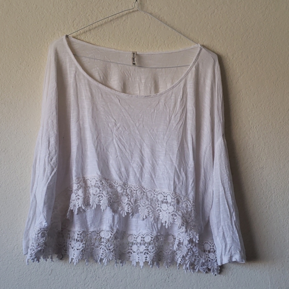 Emma and Sam White Crop Top Size XS